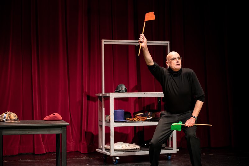 026_tfn_barbier_kurz_geschoren_foto_volker_hanuschke