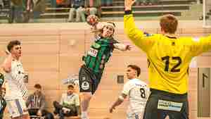 Der Burgdorfer Spieler Lasse Hertzberg hat in der B-Jugendbundesliga auf sich aufmerksam gemacht.