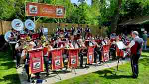 3f7f8296-91ad-4a73-900d-e3340d97a356