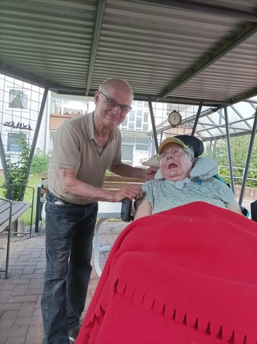 EINHORN Intensivpflegedienst