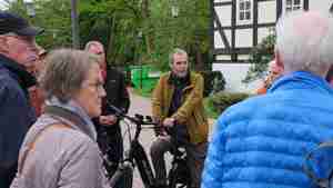 Aue-Führung mit Steffen Hipp (Mitte)