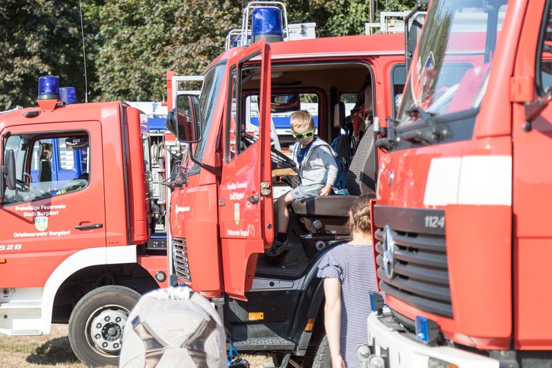 Blaulichtmeile auf dem Pferde- und Hobbytiermarkt am 16. August 2025