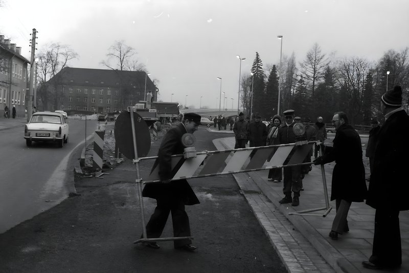 Foto 1 - Hochbrücke ist fertig 1975