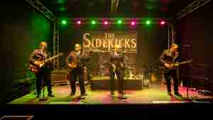 Foto 1a- Live-Musik mit den Sidekicks