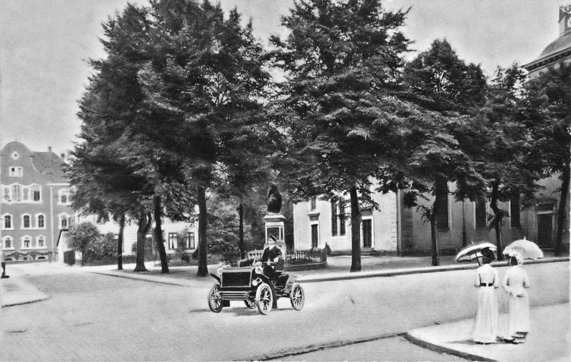 Foto 2 -    erstes Auto in Burgdorf am  20.Oktober 1898