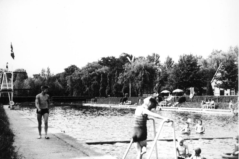 Foto 2 Badeanstalt 1936