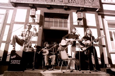 Foto 3 - High Life Skiffle