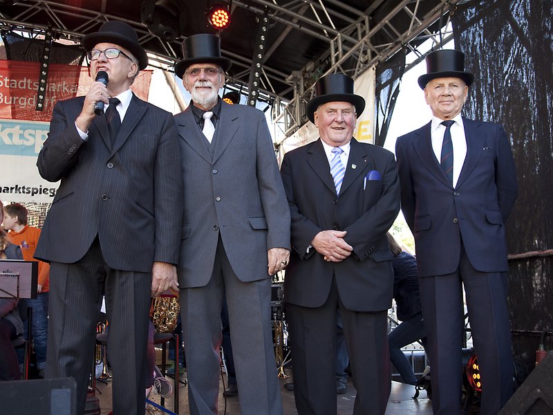 Horst Riebesell im Regenkomitee Oktobermarkt 2015