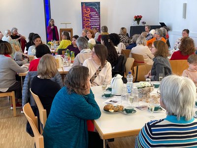 Internationales Frauenfrühstück 2025