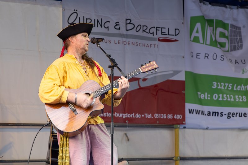 Kinderliedermacher Mathias Lück tritt am Freitag auf