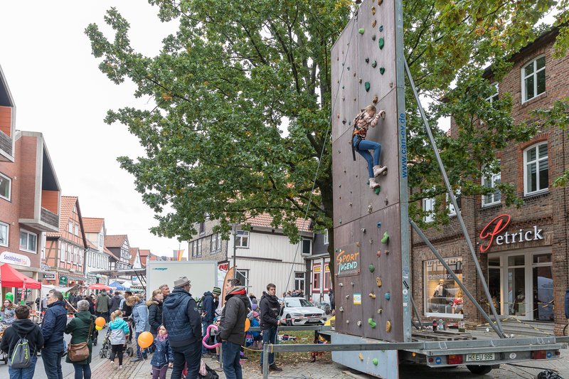 Kinderspielmeile auf der unteren Marktstraße am 5. Oktober 2025