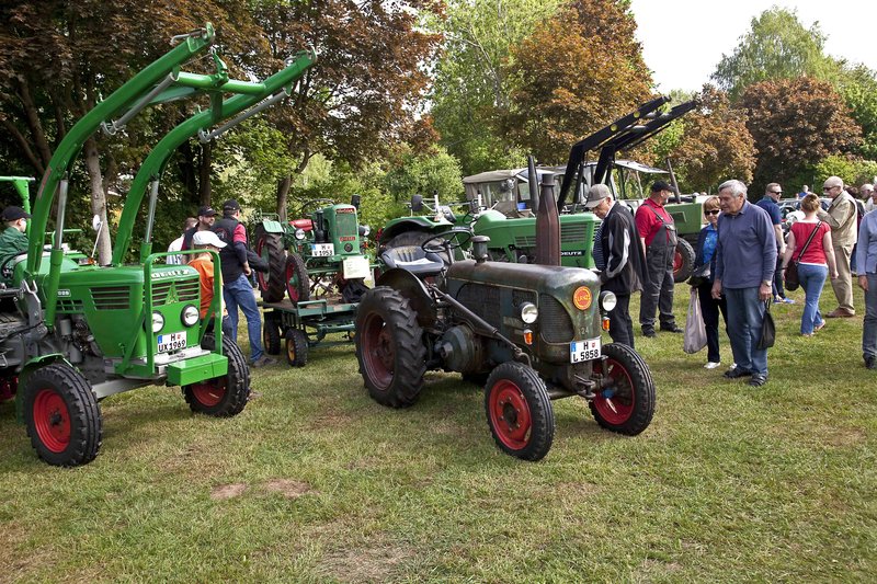 Landwirtschaftliche Fahrzeugschau auf dem Pferde- und Hobbytiermarkt am 19.7.2025