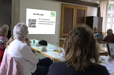 Seniorenrat-Handy-Cafe_30072025_02 (1)