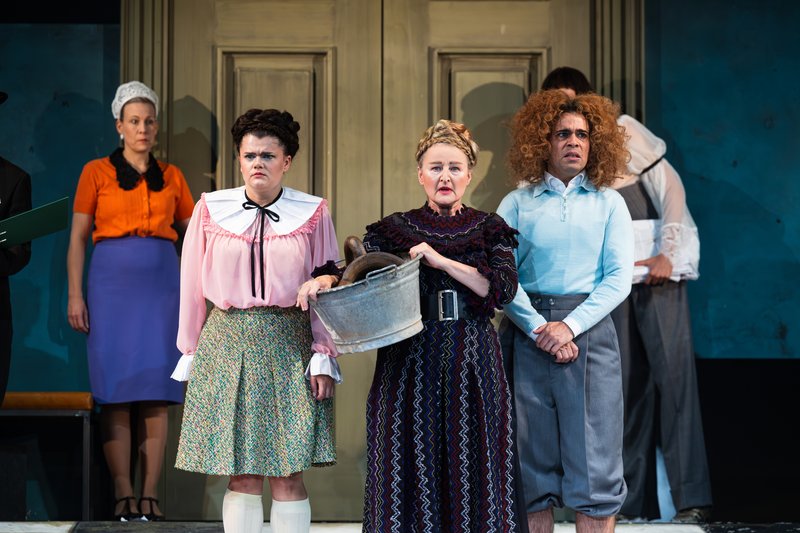 tfn_054_derzerbrochenekrug_timmueller